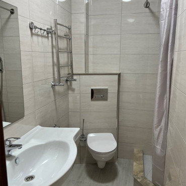 Номер "Стандарт-улучшенный с бесплатным завтраком и парковкой"