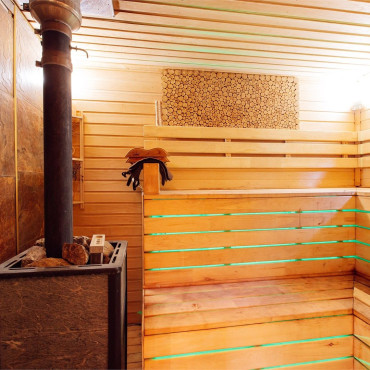 Дом "БАНЯ НА ДРОВАХ С КРЫТОЙ ВЕРАНДОЙ"