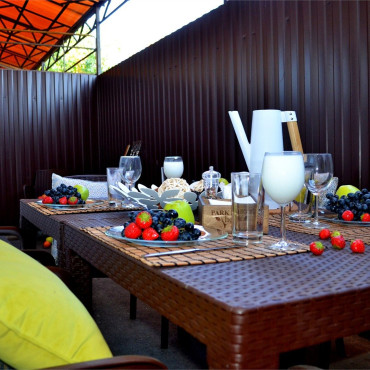 Коттедж "ТАУНХАУС двухэтажный с зоной барбекю на 8 гостей"