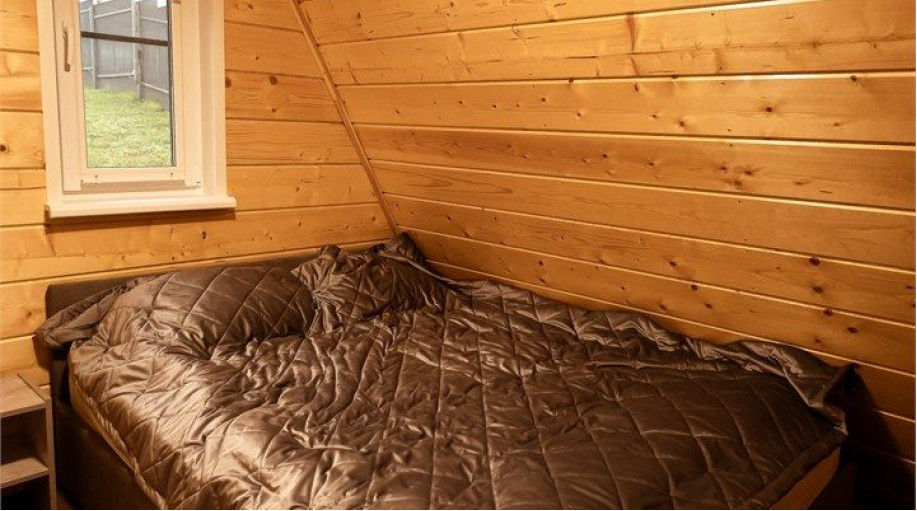 Коттедж "A-frame «Петрол» домик из дерева 4х местный"