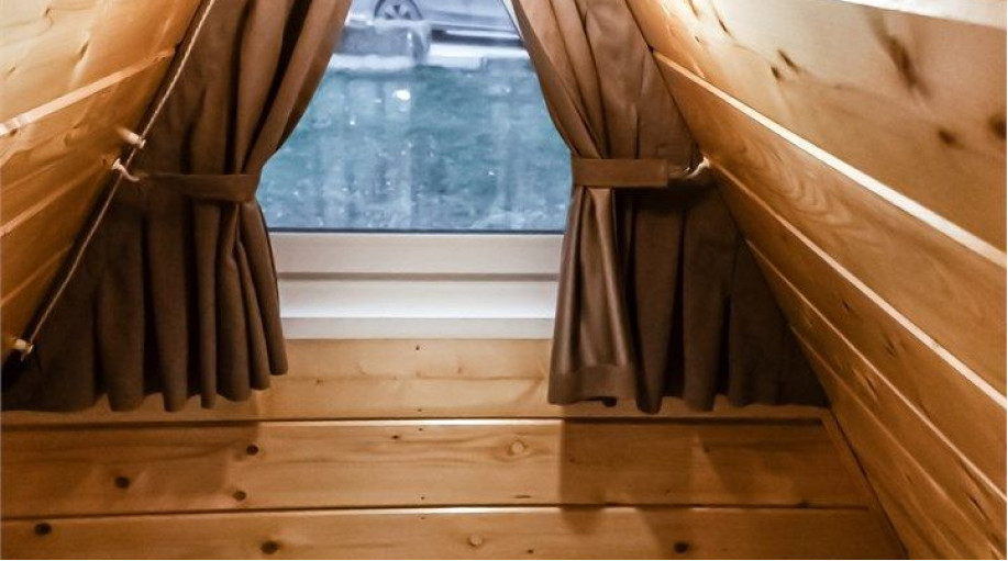 Коттедж "A-frame «Петрол» домик из дерева 4х местный"