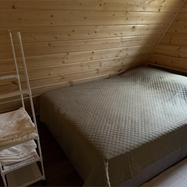 Коттедж "A-frame «Терракот» домик из дерева 4х местный"