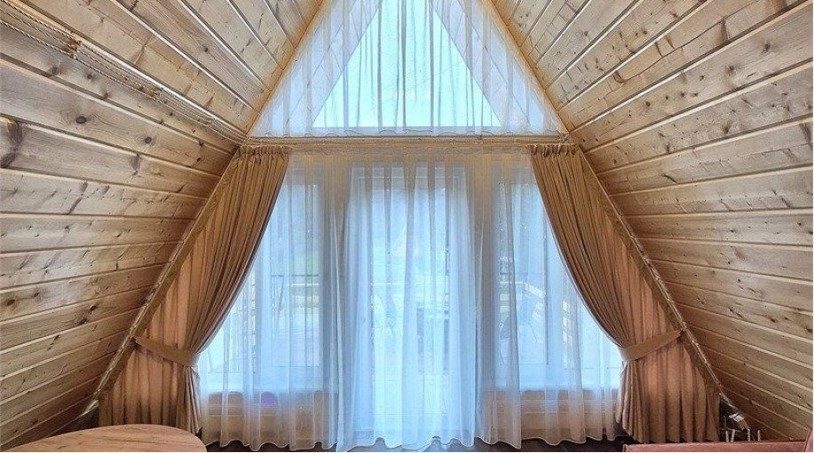 Коттедж "A-frame «Терракот» домик из дерева 4х местный"