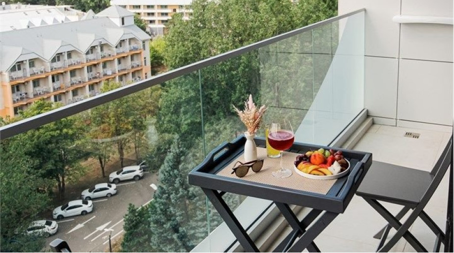 Номер "Standart четырехместный с балконом и видом на море"