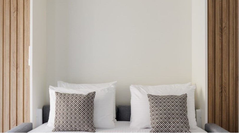 Номер "Junior Suite Park View с балконом"