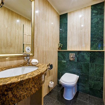 Номер "Трехкомнатные апартаменты с двумя спальнями"