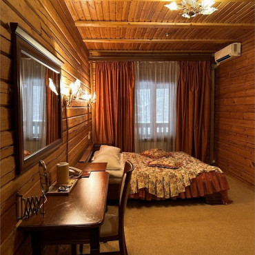 Номер "Джуниор Сюит (Околица)"