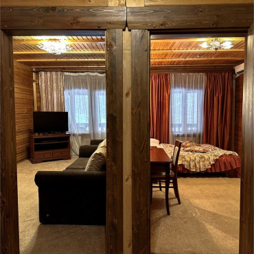 Номер "Джуниор Сюит (Околица)"