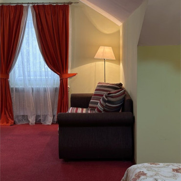 Номер "Джуниор Сюит (Парадный)"