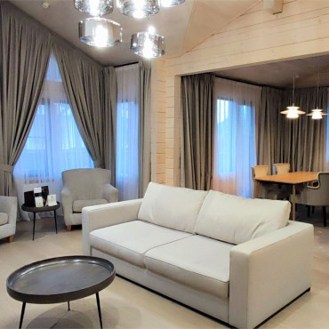 Коттедж "ВИП Коттедж "Утренний туман" (2 спальни с принадлежностями для сна Тогас)"