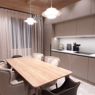 Коттедж "ВИП Коттедж "Утренний туман" (2 спальни с принадлежностями для сна Тогас)"