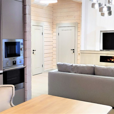 Коттедж "ВИП Коттедж "Утренний туман" (2 спальни с принадлежностями для сна Тогас)"