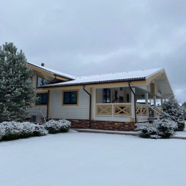 Коттедж "Коттедж "Осенний марафон" (3 спальни)"