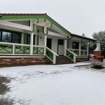 Коттедж "Коттедж "Цветущий жасмин" (3 спальни)"