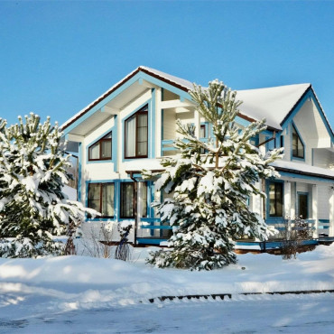 Коттедж "Коттедж "Снежная Королева" (4 спальни)"