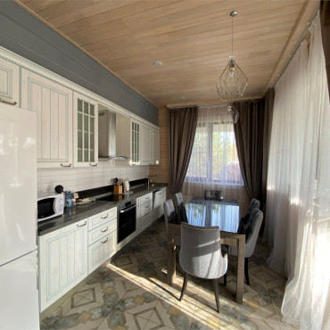 Коттедж "Коттедж "Снежная Королева" (4 спальни)"