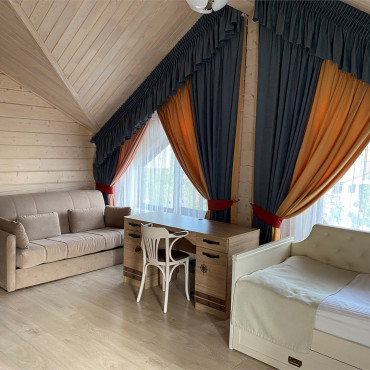 Коттедж "Коттедж "Снежная Королева" (4 спальни)"