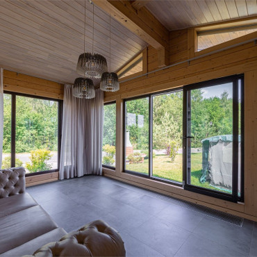 Коттедж "Коттедж "Царица осени" (4 спальни)"