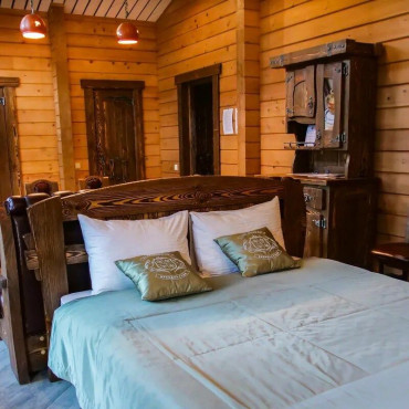 Коттедж "Коттедж с финской сауной и джакузи"