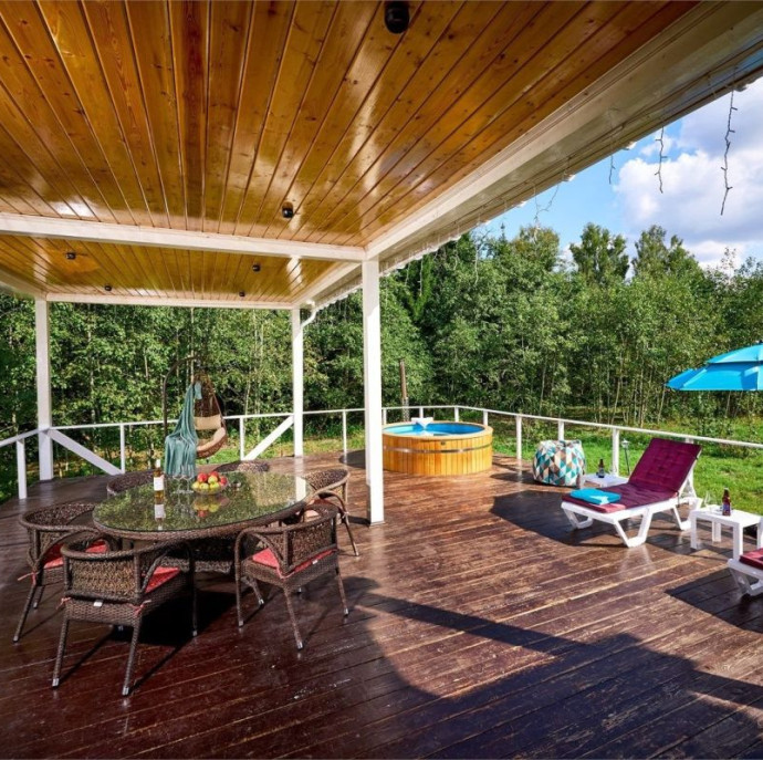 Шале Де Люкс из бруса в глэмпинге Просто Эко