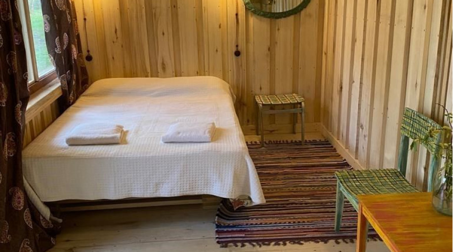 Номер "Глэмпинг с печкой буржуйкой"