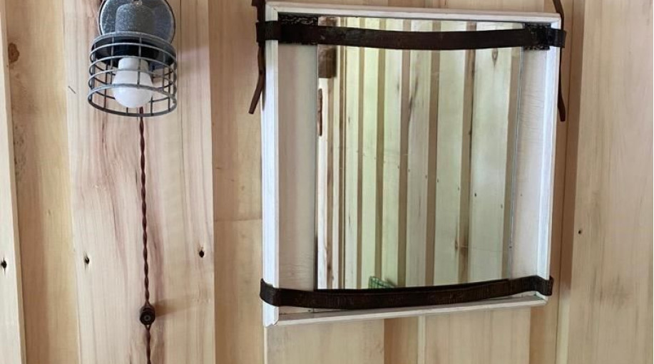 Номер "Глэмпинг с печкой буржуйкой"