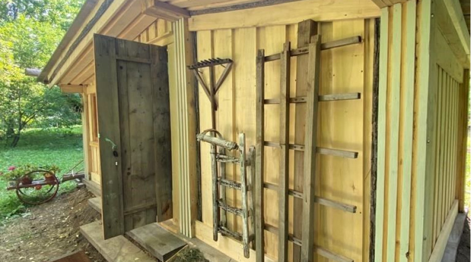 Номер "Глэмпинг с печкой буржуйкой"