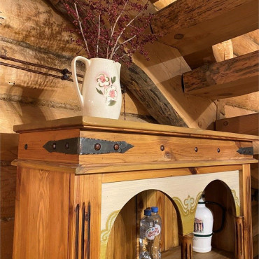 Аппартаменты "Бутик-отель Архангельская дача №8 - (2-этажные (2-х светная гостиная + гостевой с/у на 1 этаже + спальня с рабочим кабинетом и балконом + будуар -ванная с балконом + кухня)"