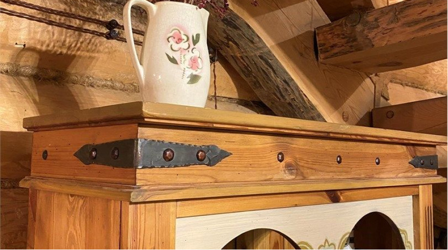 Аппартаменты "Бутик-отель Архангельская дача №8 - (2-этажные (2-х светная гостиная + гостевой с/у на 1 этаже + спальня с рабочим кабинетом и балконом + будуар -ванная с балконом + кухня)"