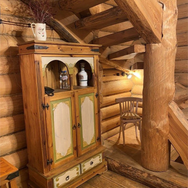 Аппартаменты "Бутик-отель Архангельская дача №8 - (2-этажные (2-х светная гостиная + гостевой с/у на 1 этаже + спальня с рабочим кабинетом и балконом + будуар -ванная с балконом + кухня)"