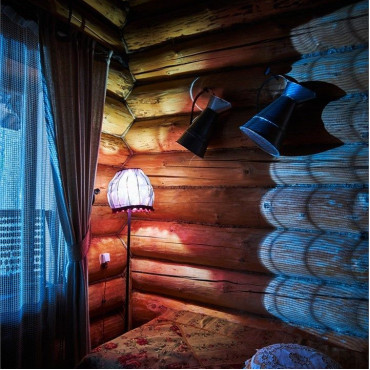 Коттедж "Лесная слобода-шале (гостиная с камином +спальня +верхние покои -полати)"