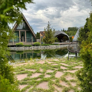 Коттедж "A-frame у воды"