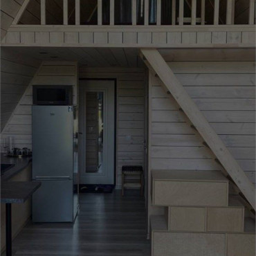 Коттедж "A-frame у воды"