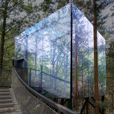 Дом "Зеркальный дом на дереве"