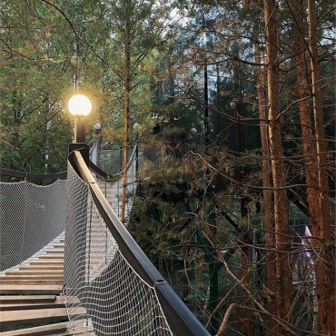 Дом "Зеркальный дом на дереве"