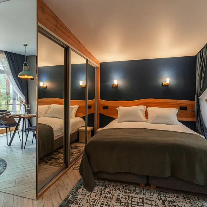 Вино и Сосны