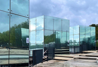 Зеркальный дом Загородный клуб Утрау