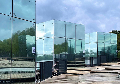 Зеркальный дом Загородный клуб Утрау