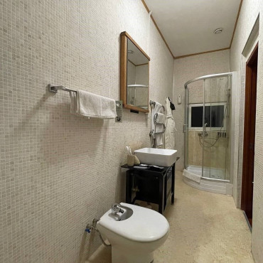 Номер "Джуниор Сюит с одной большой кроватью"