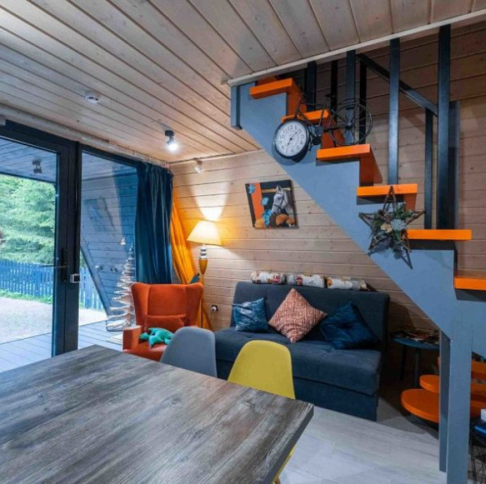 Атмосферные коттеджи A-frame ЁLKI в Новожилово