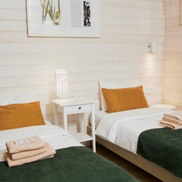 Номер "Комфорт Трехместный в коттедже с отдельным входом"