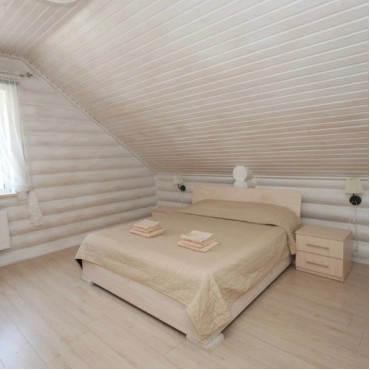 Коттедж "Коттедж на 8-10 мест"