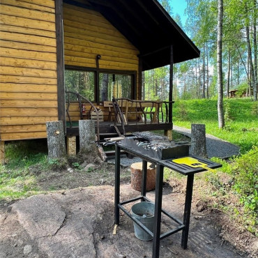 Коттедж "Дом с 3 спальнями, с сауной"