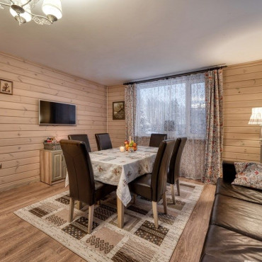 Коттедж "Большой дом с камином и кухней"