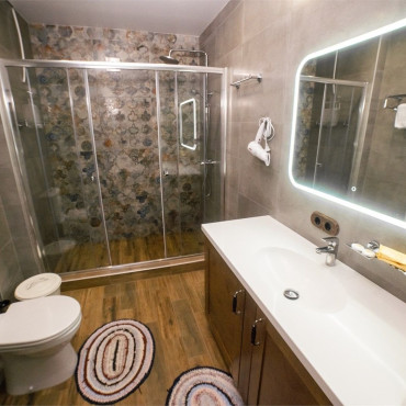 Коттедж "Большой дом с камином и кухней для двоих"