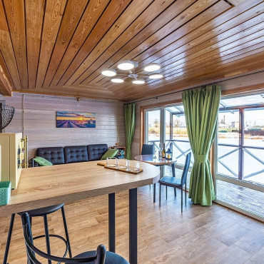 Коттедж "Дом У Озера"