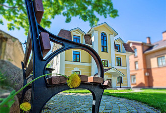 Гостевой дом в Гатчине Фон Люце