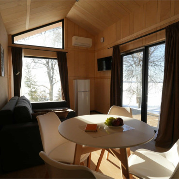 Барнхаус "Четырёхместный Барнхаус на берегу озера"