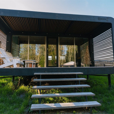 Коттедж "SPA Порожки O-frame Medium с баней-бочкой"