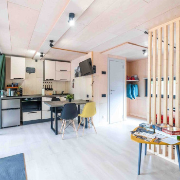 Коттедж "SPA Правдинское озеро O-frame Medium с баней-беседкой"